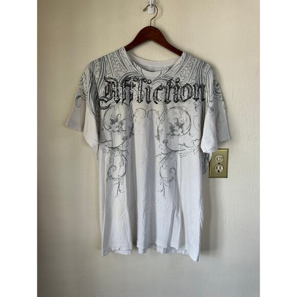 Vintage Y2K Affliction Men’s Distressed White Cross Wings Short Sleeve T Shirt - Picture 3 of 9